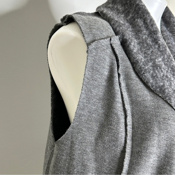 Altar'd State gray open vest medium - Picture 5 of 7